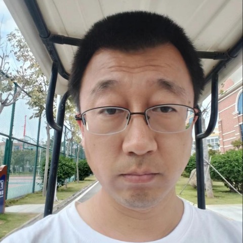 蒋佳新